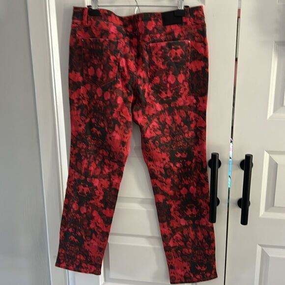 DKNY Jeans red and black floral jean jeggings size 16 - Picture 3 of 7